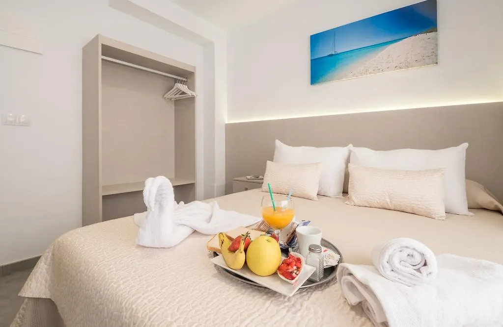 Hostal Romerito Malaga Guest house